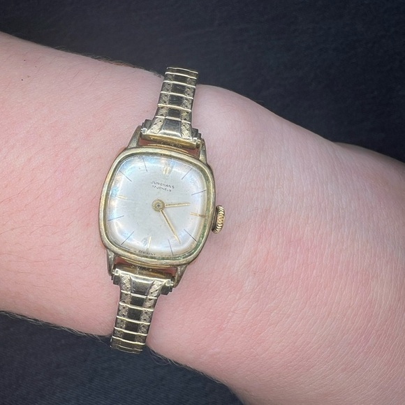 Vintage Junghans Timeless Gold Women\'s Watch main image 4